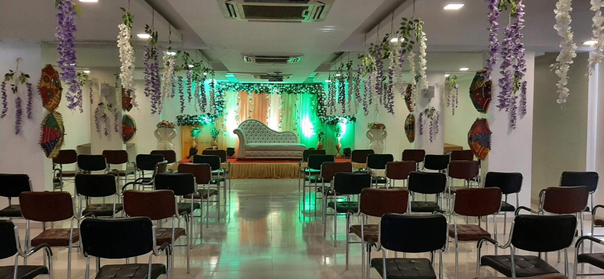 Hotel Executive Silver Inn 奥兰加巴德 外观 照片
