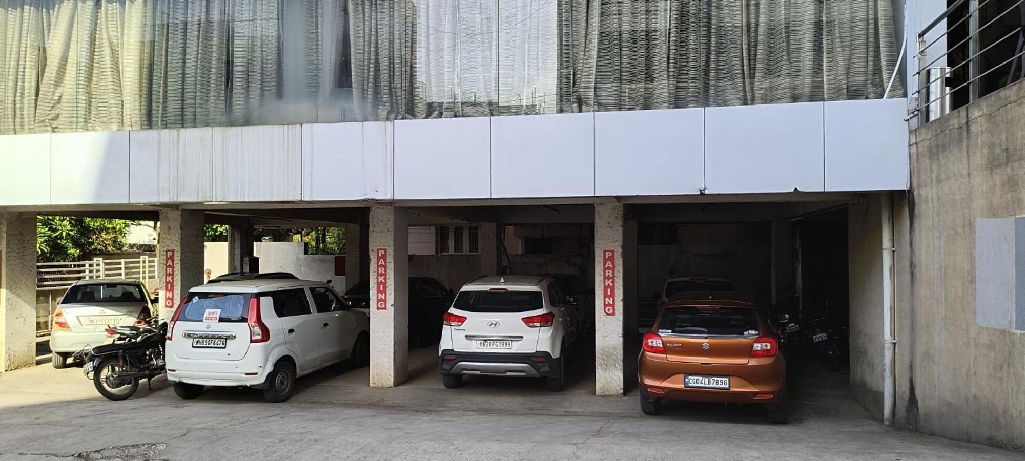 Hotel Executive Silver Inn 奥兰加巴德 外观 照片