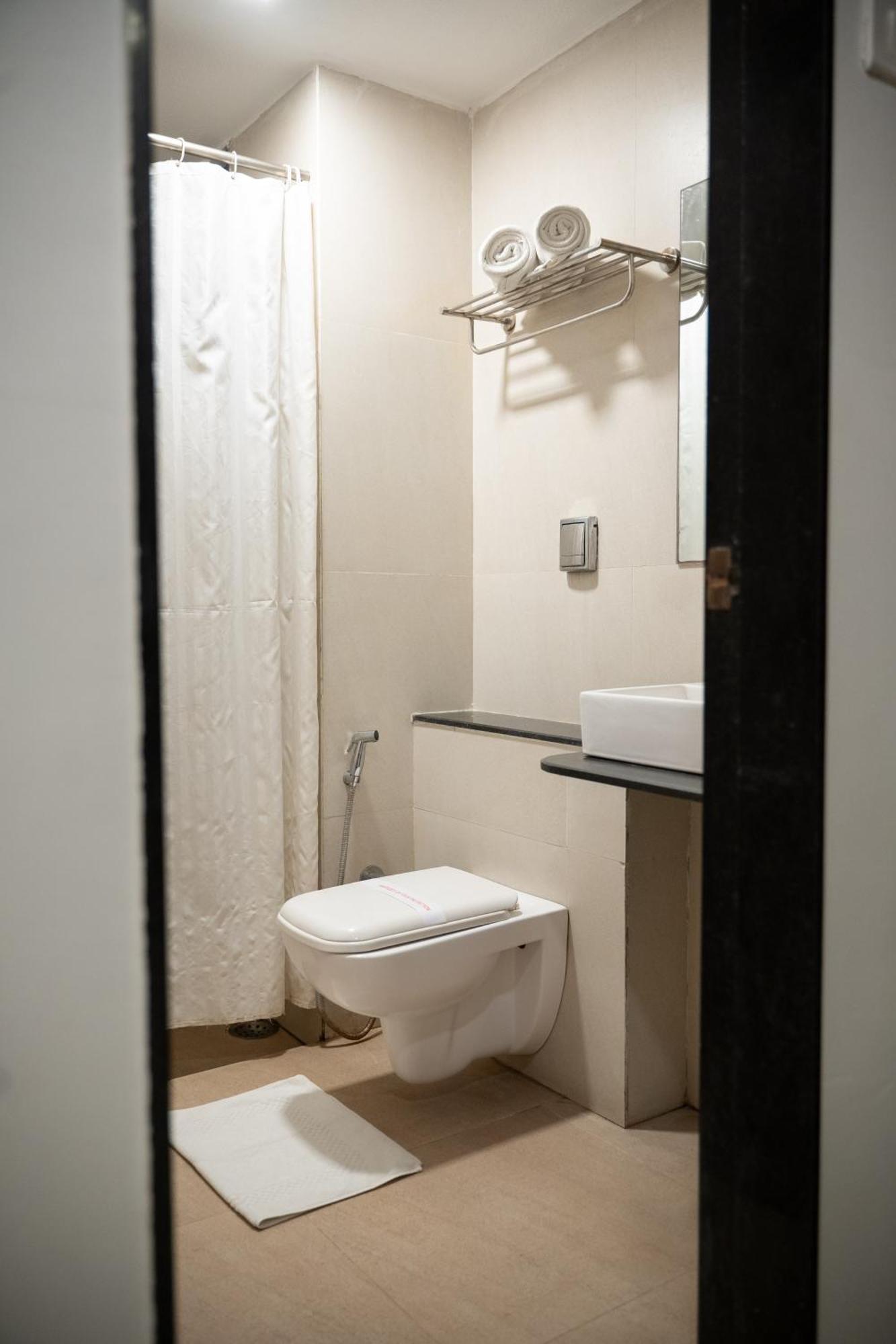 Hotel Executive Silver Inn 奥兰加巴德 外观 照片
