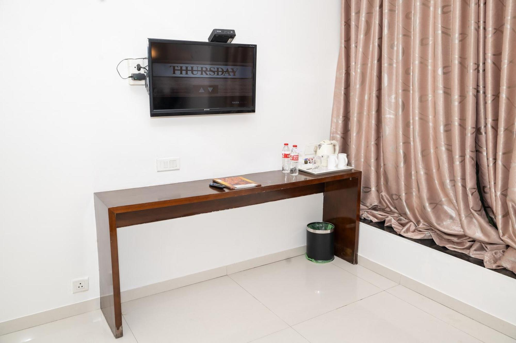 Hotel Executive Silver Inn 奥兰加巴德 外观 照片