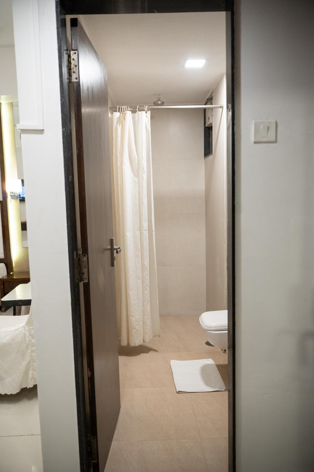 Hotel Executive Silver Inn 奥兰加巴德 外观 照片