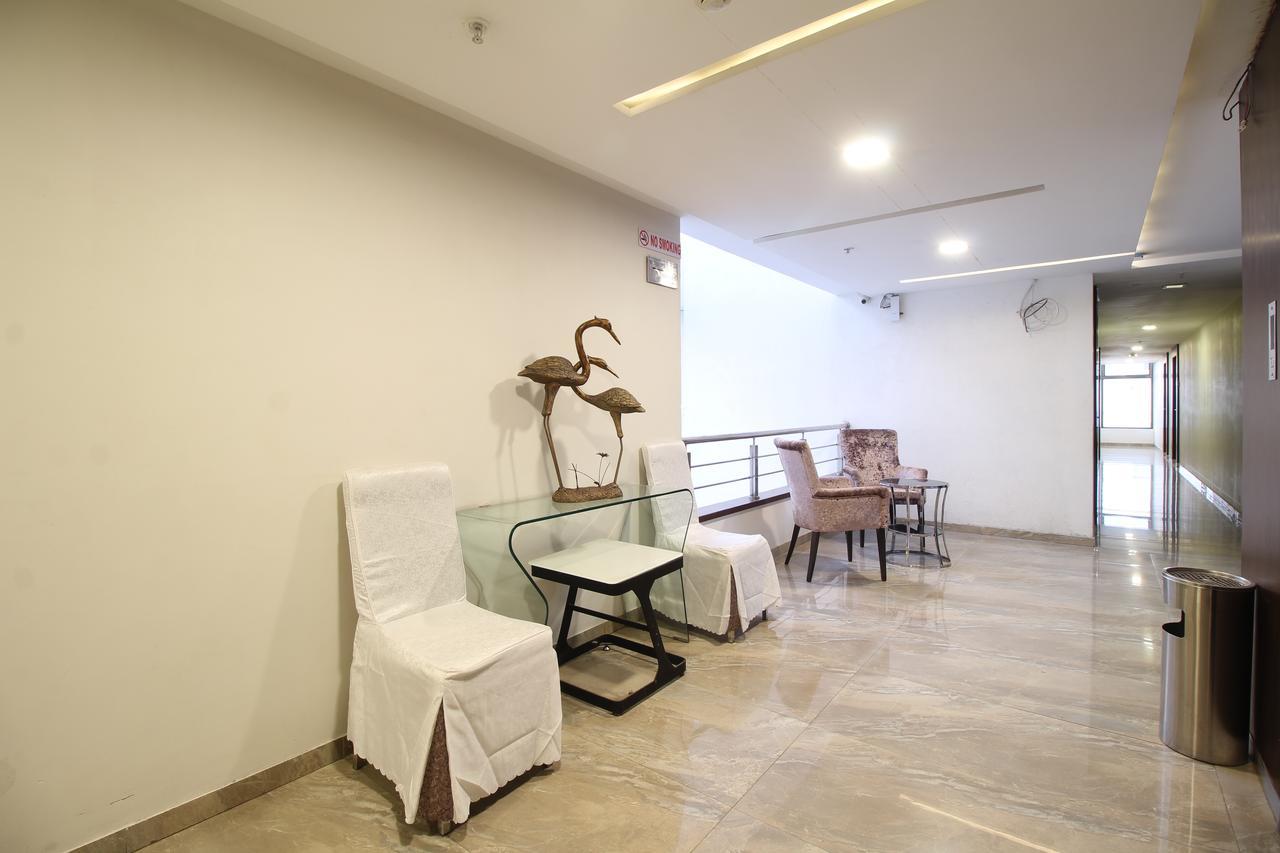 Hotel Executive Silver Inn 奥兰加巴德 外观 照片